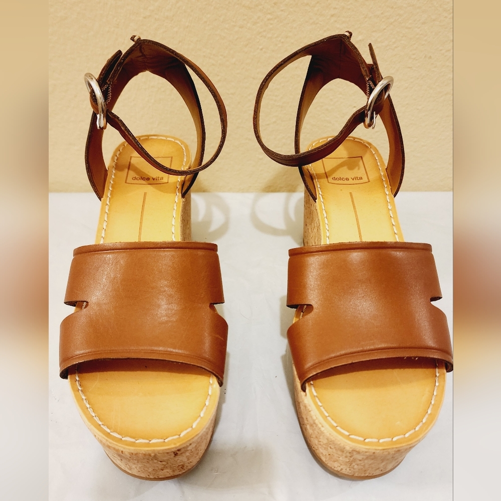 Dolce Vita Platform Sandal Wedge 7 New
